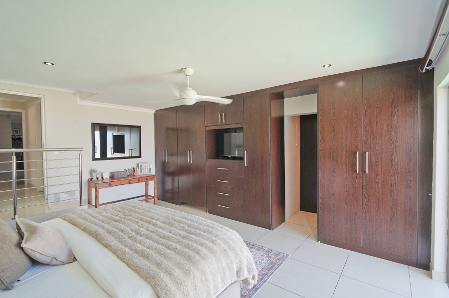 4 Bedroom Property for Sale in Winterstrand Eastern Cape